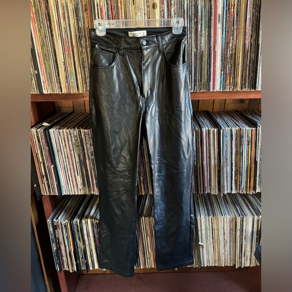Abercrombie Straight Ultra High Rise Pants